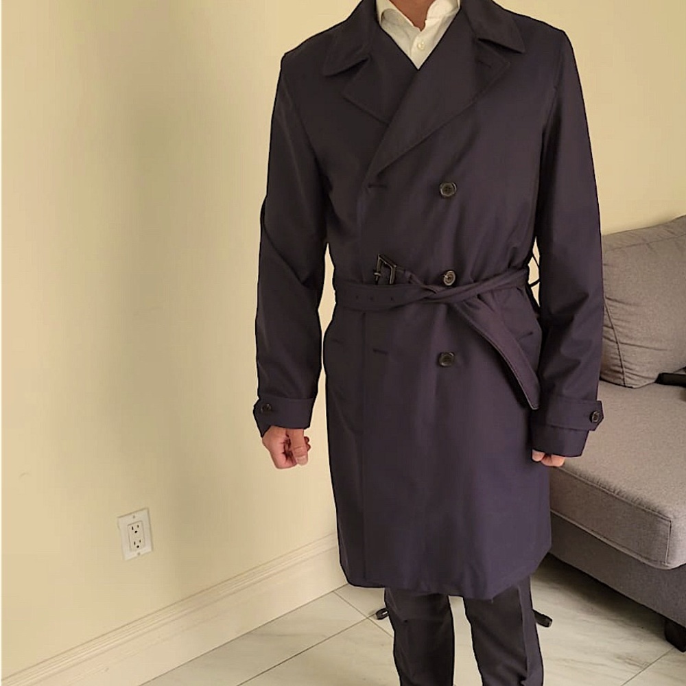 Loro Piana Navy Full Length Coat 
TECNOWOOL
STORM SYSTEM®
MADE IN ITALY